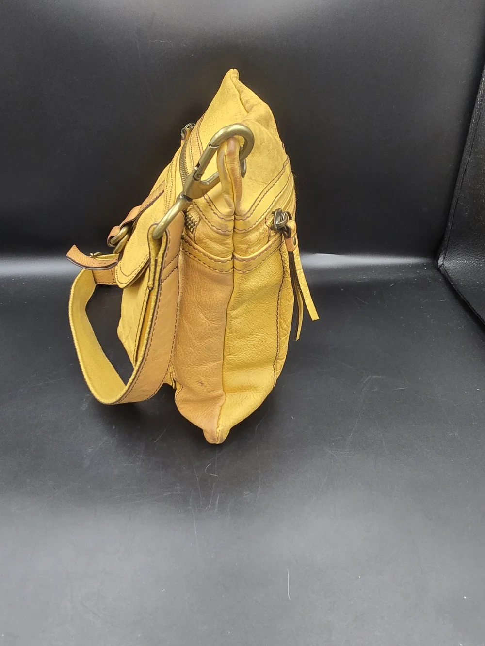 Fossil Mustard Yellow Leather Crossbody Bag with Front Flap
